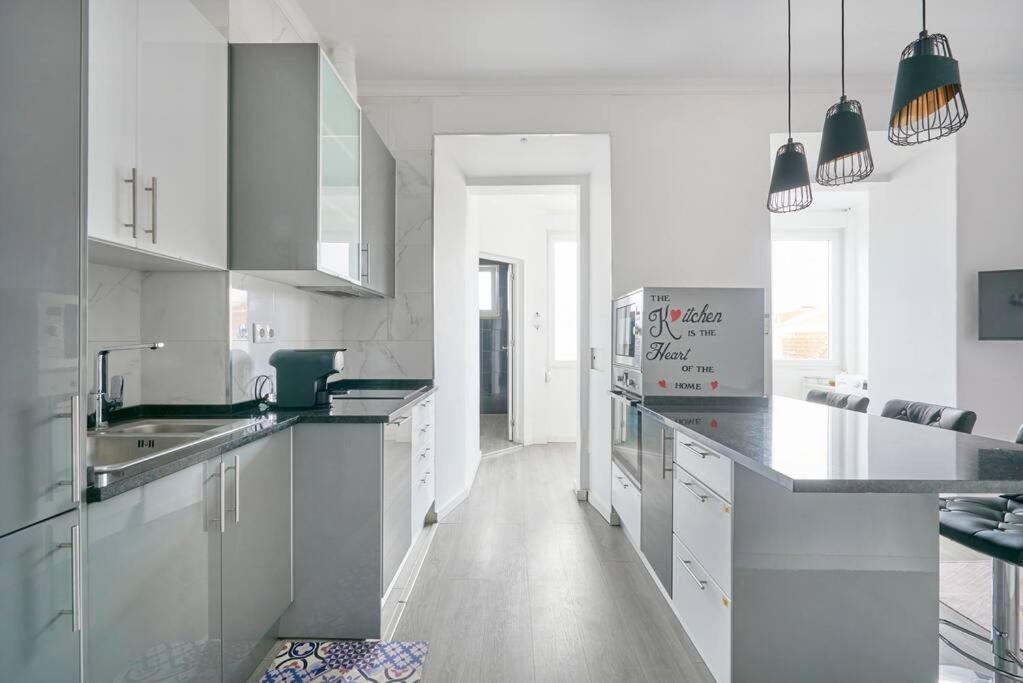 New 3 Bedroom Flat With River On Sight @Alameda Lisboa Exterior foto